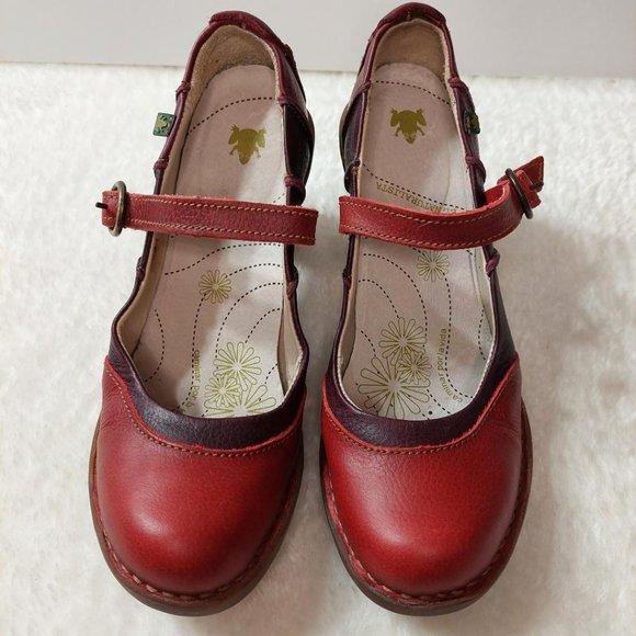 El Naturalista 37 Pumps Round Toe Block Heel Slingback Dark Red Leather - Size 7 - Picture 1 of 8